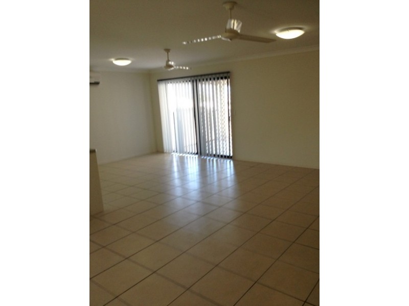 4 Afton Way, Mount Louisa QLD 4814