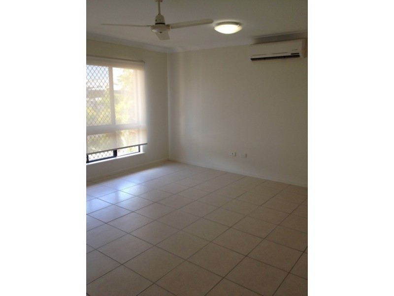 4 Afton Way, Mount Louisa QLD 4814