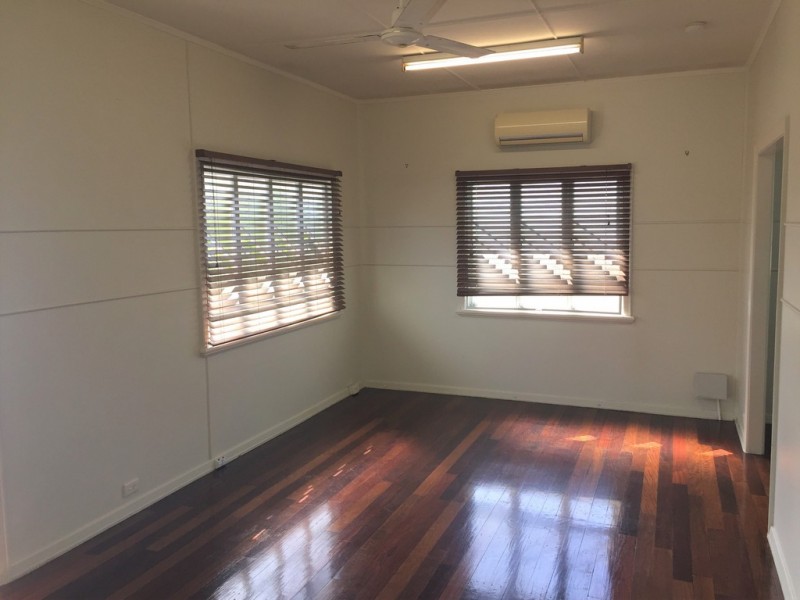 10 Begg Street, Gulliver QLD 4812