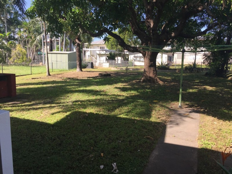 10 Begg Street, Gulliver QLD 4812