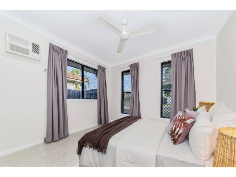 13 Summerlake Circuit, Idalia QLD 4811