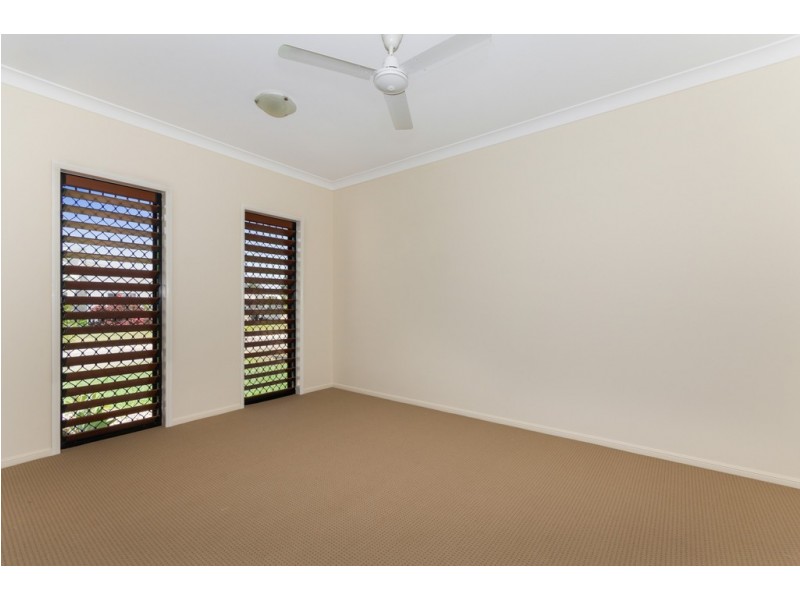 40 Burlingon Circuit, Mount Louisa QLD 4814