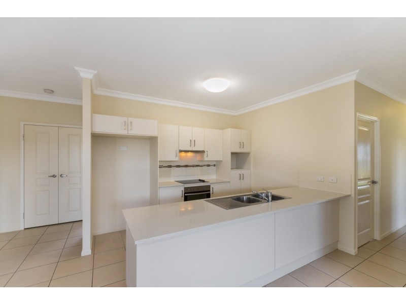 40 Burlingon Circuit, Mount Louisa QLD 4814