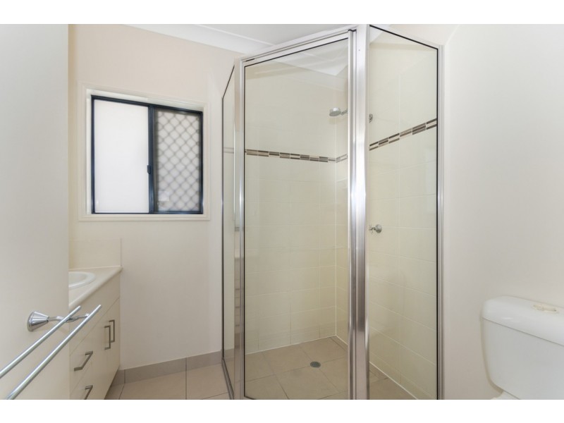 40 Burlingon Circuit, Mount Louisa QLD 4814