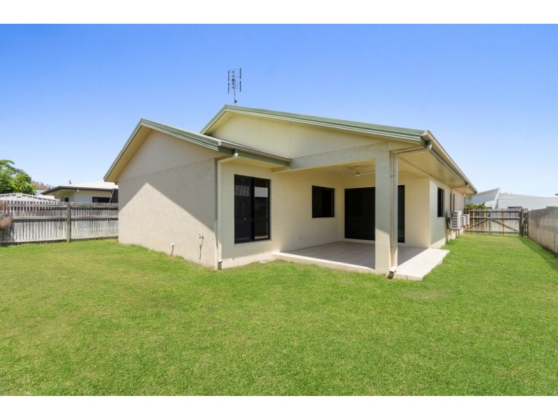 40 Burlingon Circuit, Mount Louisa QLD 4814