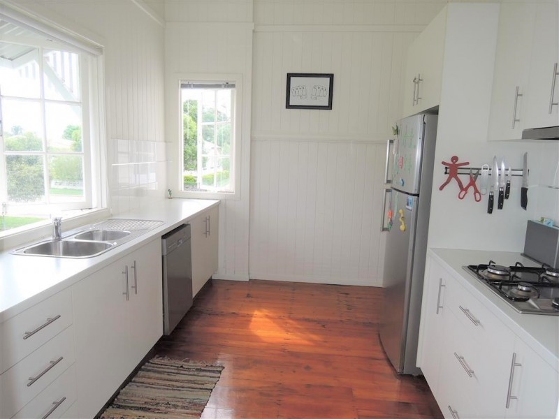 15 Hodel Street, Hermit Park QLD 4812