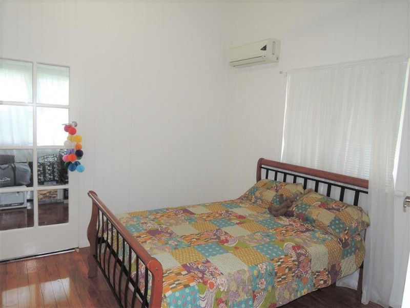 15 Hodel Street, Hermit Park QLD 4812