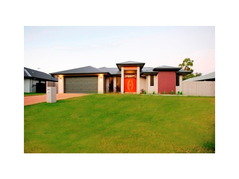 20 Fitzallan Street, Bushland Beach QLD 4818