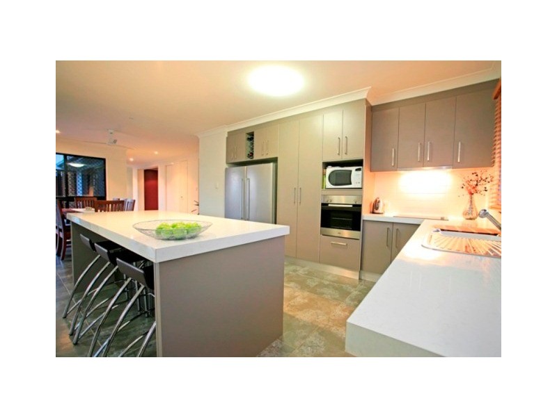 20 Fitzallan Street, Bushland Beach QLD 4818