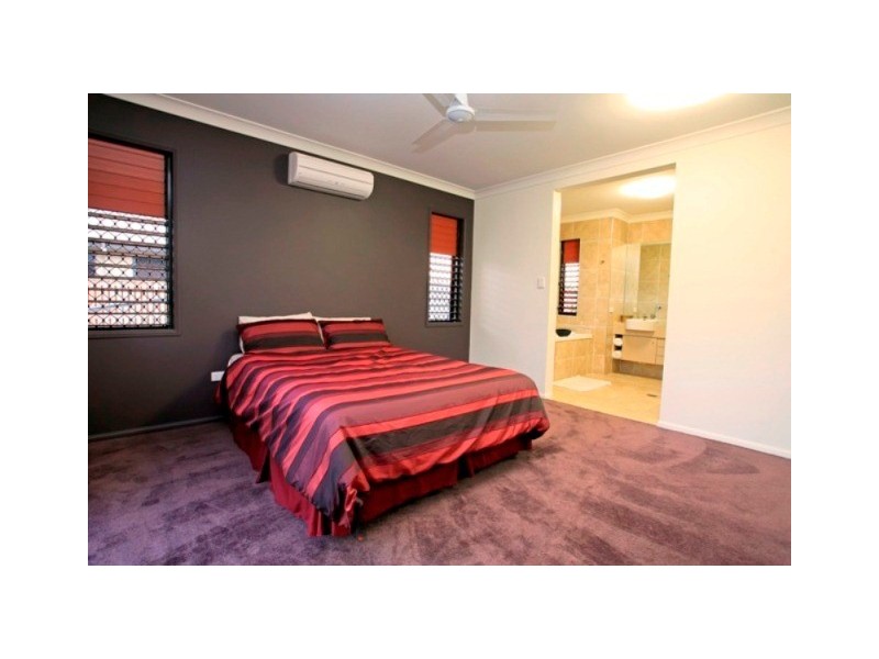20 Fitzallan Street, Bushland Beach QLD 4818