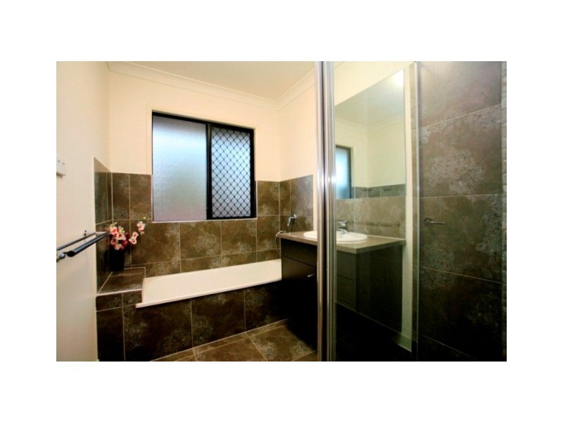20 Fitzallan Street, Bushland Beach QLD 4818