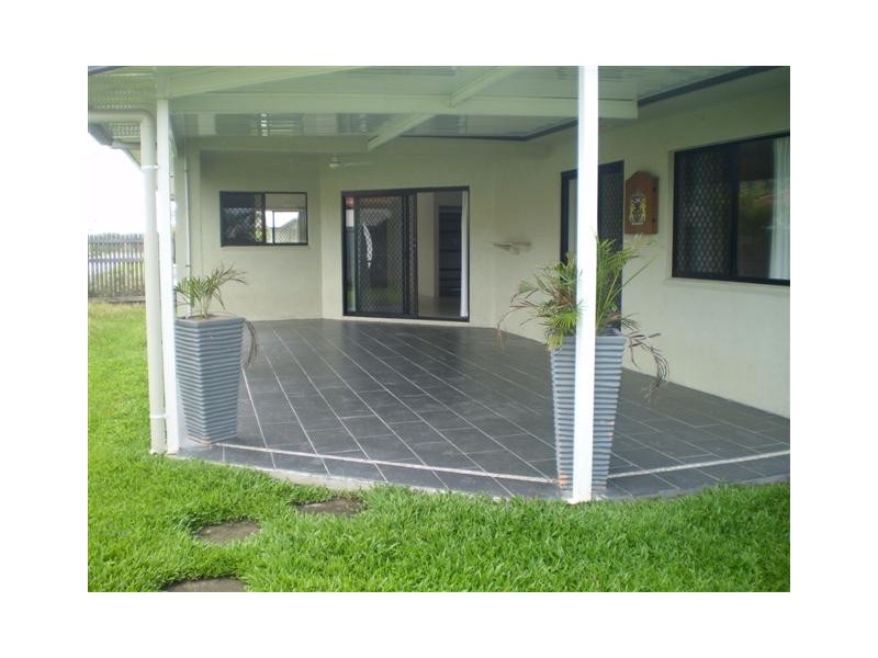 97 Thorn Street, Mount Louisa QLD 4814