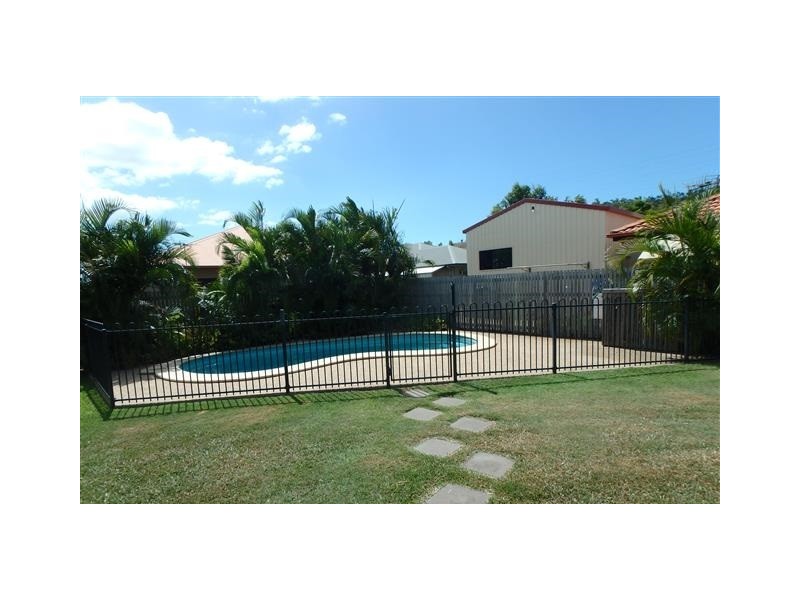 97 Thorn Street, Mount Louisa QLD 4814