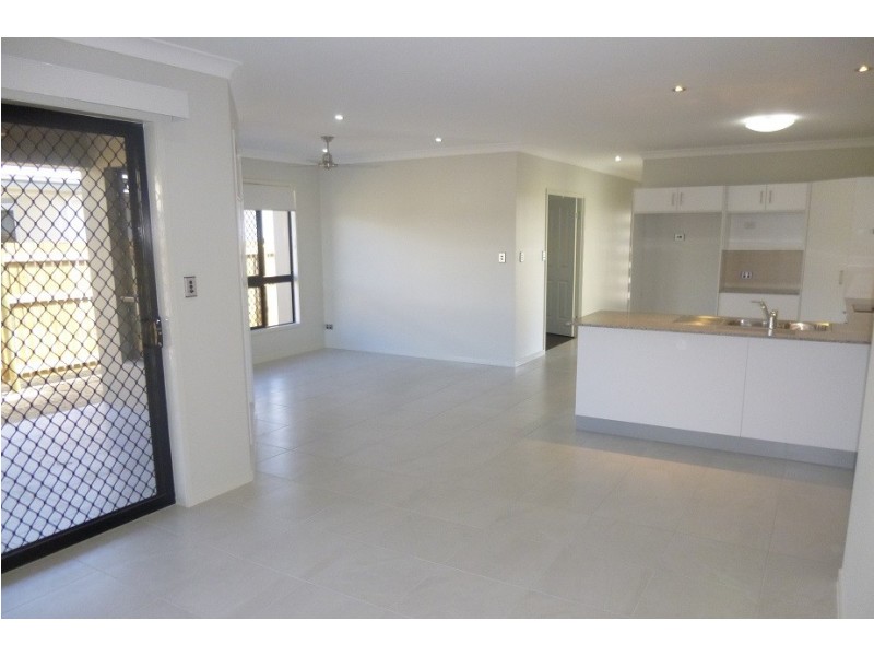 35 Summergold Street, Mount Low QLD 4818