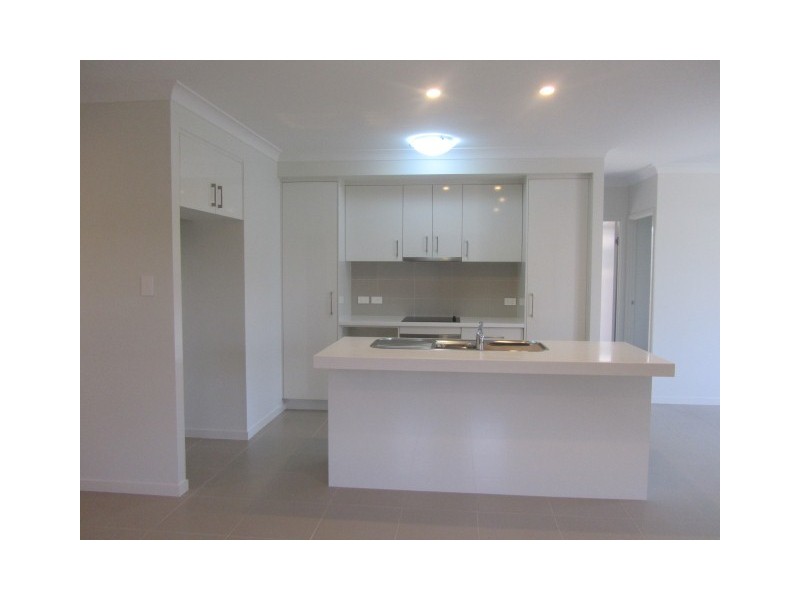 21 Mallorca Circuit, Burdell QLD 4818