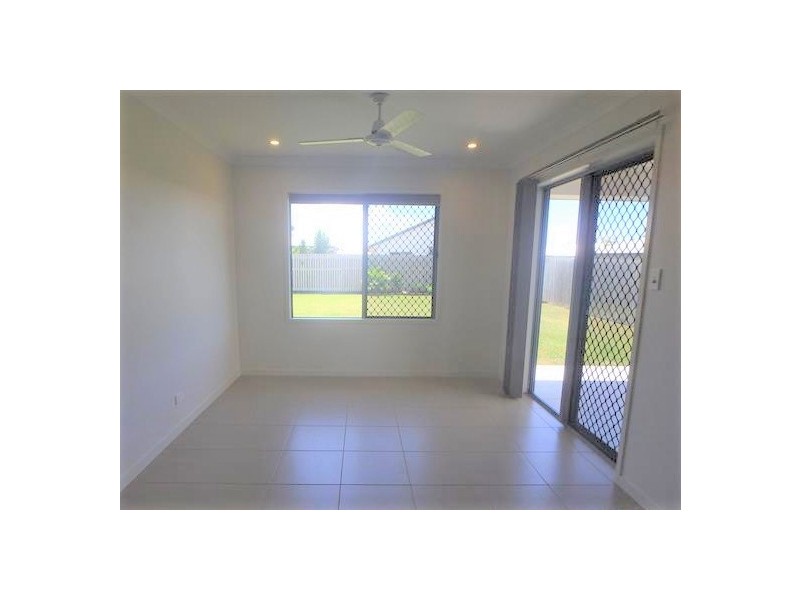 21 Mallorca Circuit, Burdell QLD 4818