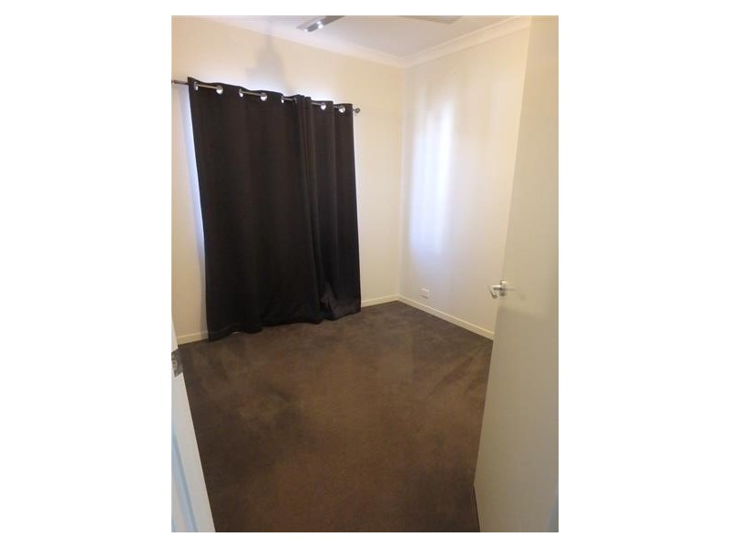 26 Derwent Circuit, Kelso QLD 4815