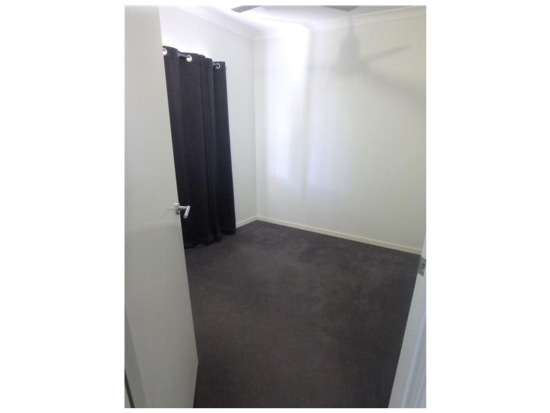 26 Derwent Circuit, Kelso QLD 4815