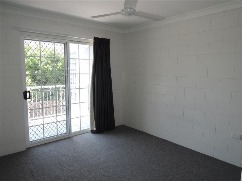 1/38 Park Street, Pimlico QLD 4812