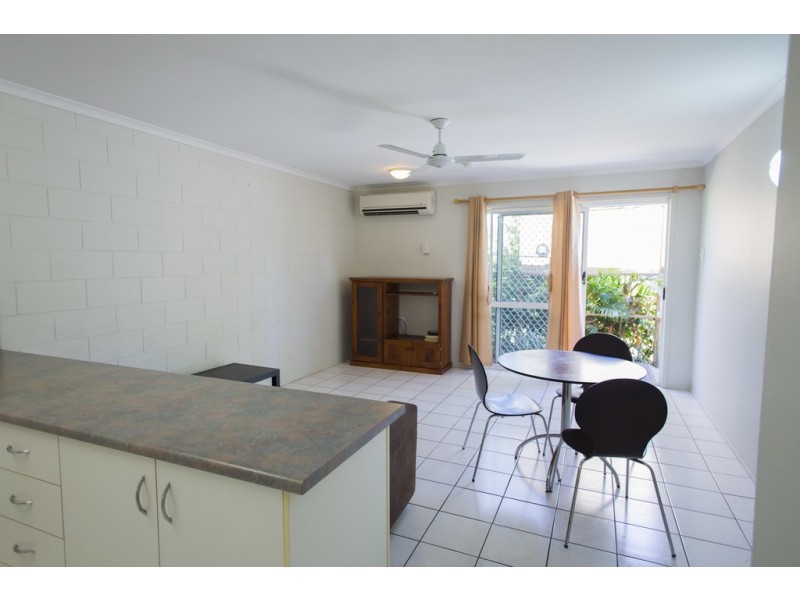 3/22 Roberts Street, Hermit Park QLD 4812
