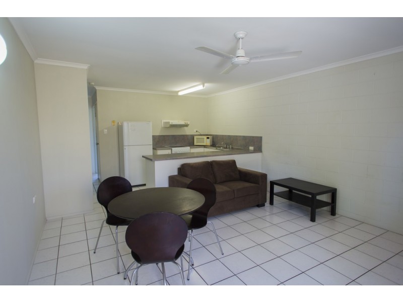 3/22 Roberts Street, Hermit Park QLD 4812