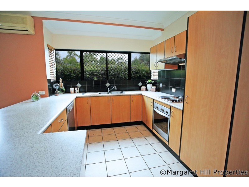 2A Vivian Street, Pimlico QLD 4812