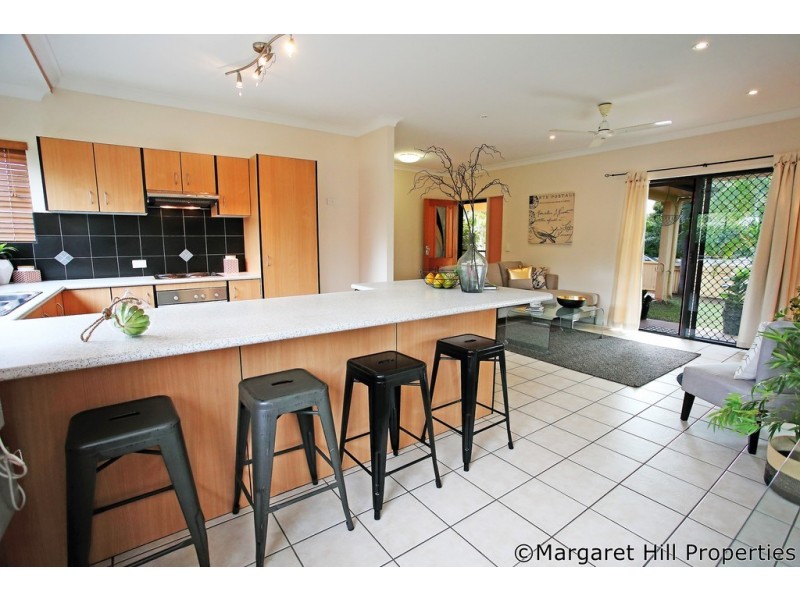 2A Vivian Street, Pimlico QLD 4812