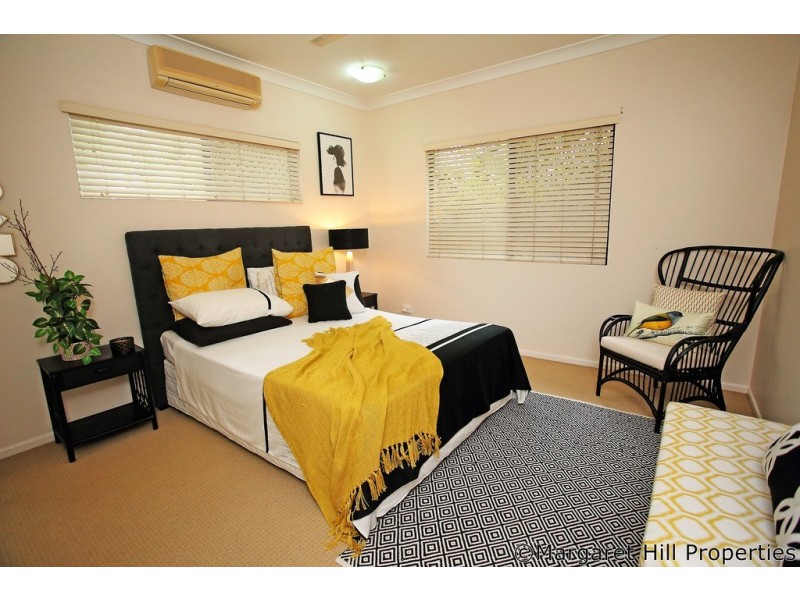 2A Vivian Street, Pimlico QLD 4812