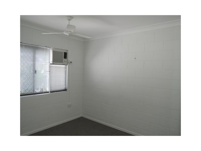 2/19 Second Avenue, Railway Estate QLD 4810