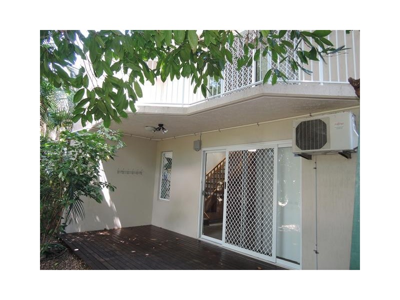 2/19 Second Avenue, Railway Estate QLD 4810