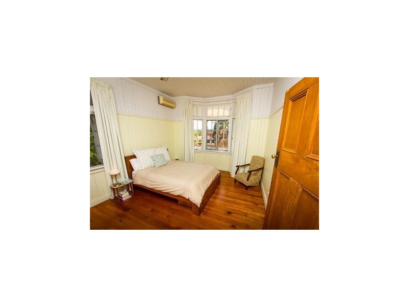 48 Warburton Street, North Ward QLD 4810