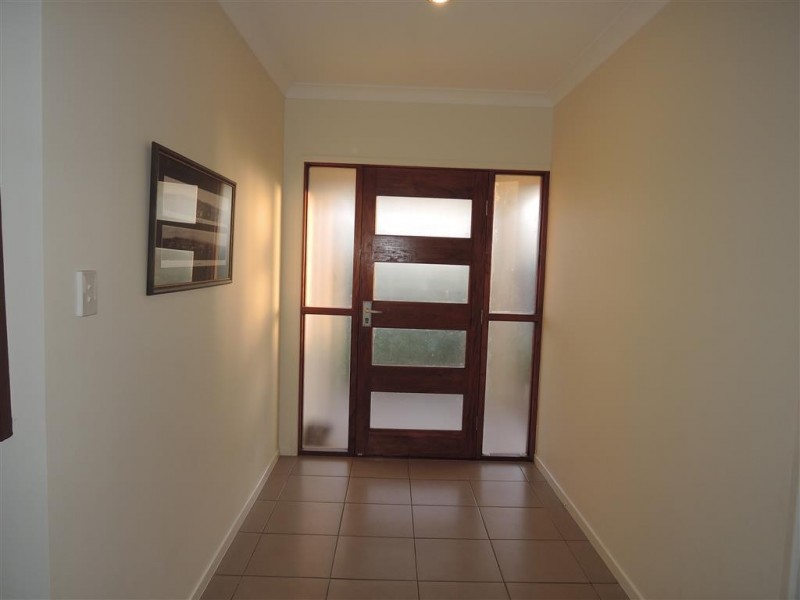 37 Ellsworth Drive, Mount Louisa QLD 4814