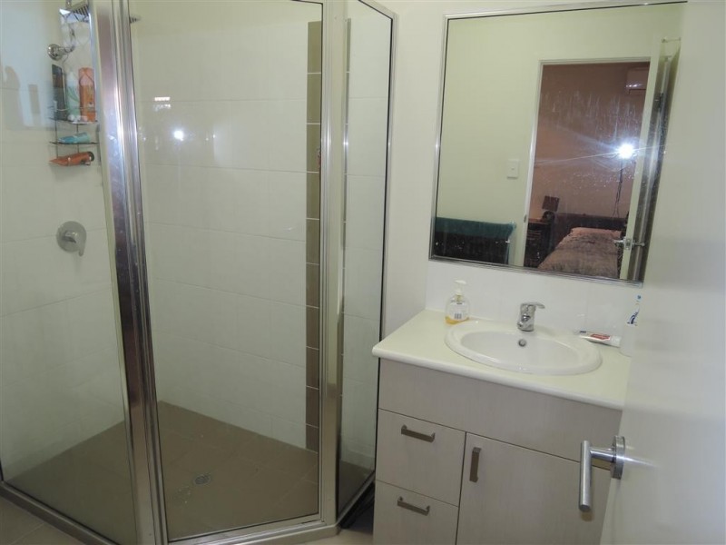 37 Ellsworth Drive, Mount Louisa QLD 4814