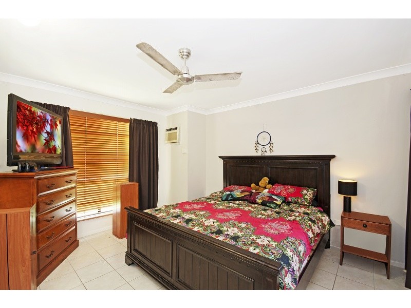 11 Scarisbrick Drive, Kirwan QLD 4817