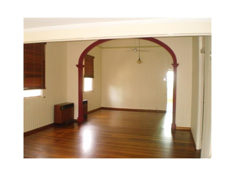 69 Armstrong Street, Hermit Park QLD 4812