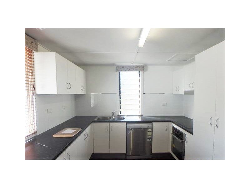 69 Armstrong Street, Hermit Park QLD 4812