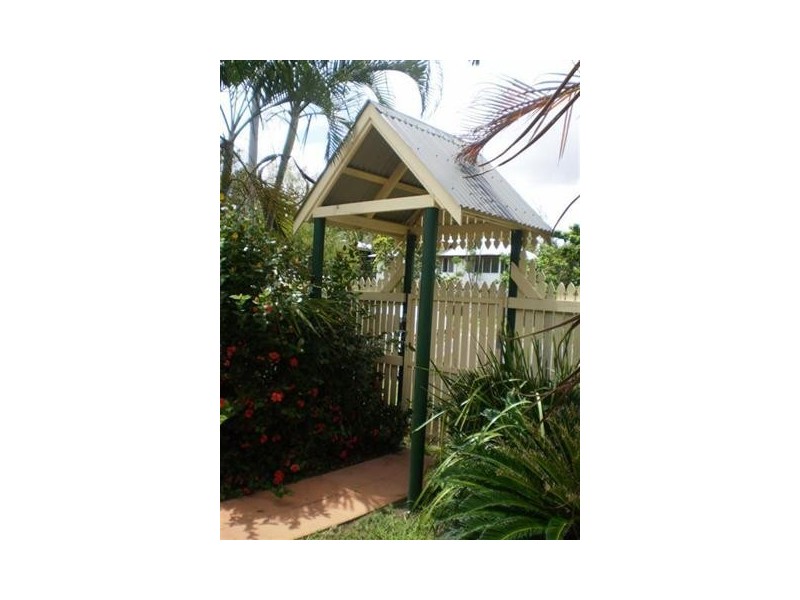 69 Armstrong Street, Hermit Park QLD 4812