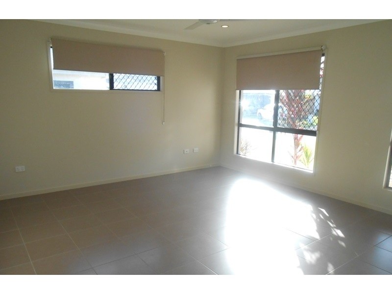 35 Ellsworth Drive, Mount Louisa QLD 4814