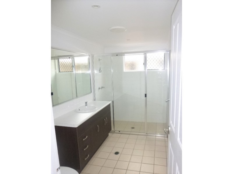 2 Moreton Ash Drive, Douglas QLD 4814