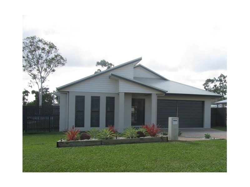 19 Bilbao Place, Bushland Beach QLD 4818