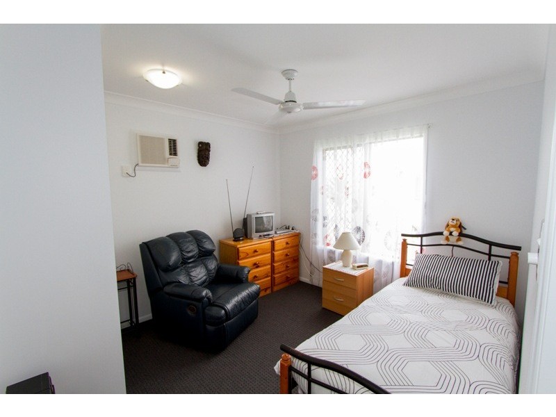 10 SKARDON PLACE, Kelso QLD 4815