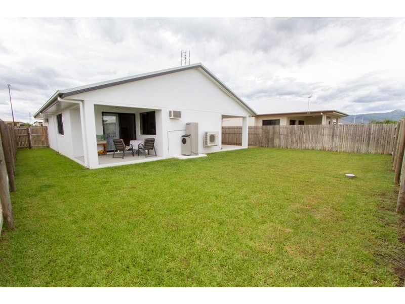 10 SKARDON PLACE, Kelso QLD 4815