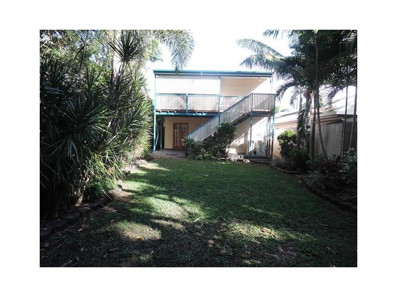 5 Humphrey Street, West End QLD 4810