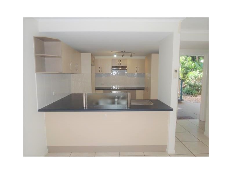 5 Humphrey Street, West End QLD 4810