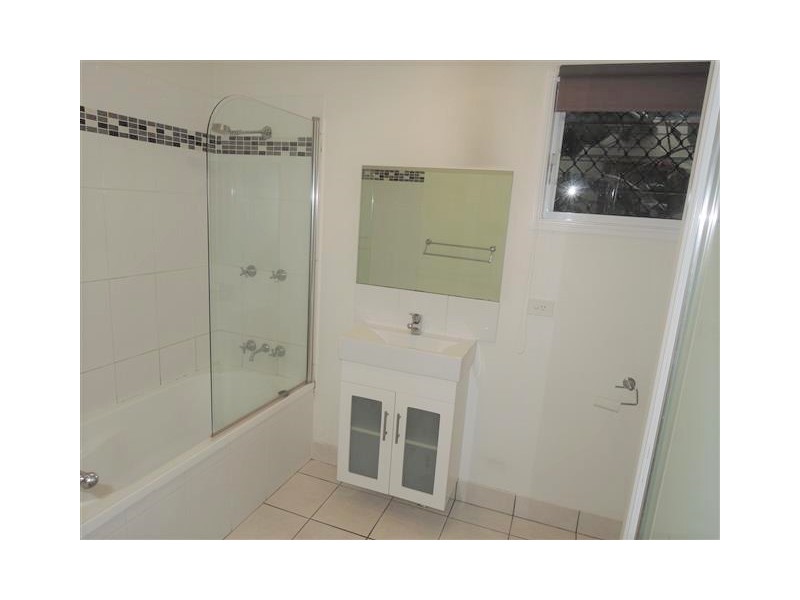 5 Humphrey Street, West End QLD 4810