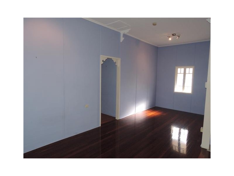 5 Humphrey Street, West End QLD 4810