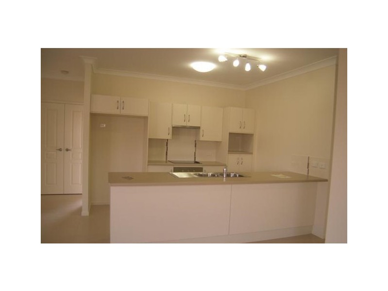 6 Oculina Street, Burdell QLD 4818