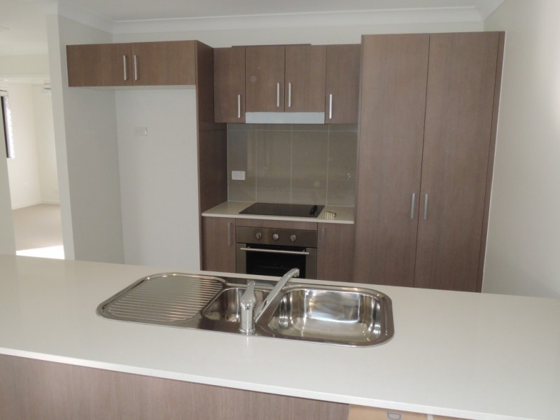 1/17 Barklya Street, Mount Low QLD 4818