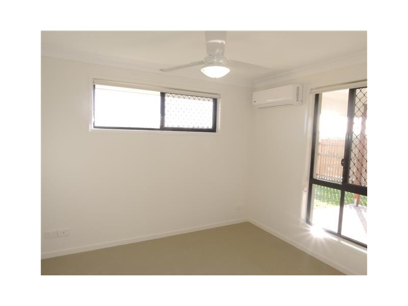 1/17 Barklya Street, Mount Low QLD 4818