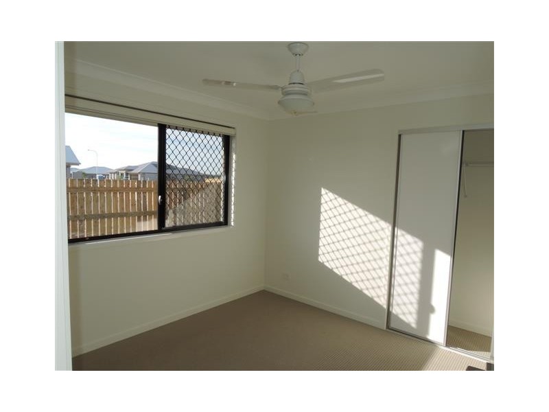 1/17 Barklya Street, Mount Low QLD 4818